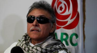 Fotografía fechada el 30 de mayo de 2019 de Seuxis Paucias Hernández, alias "Jesús Santrich", en una rueda de prensa en Bogotá (Colombia)