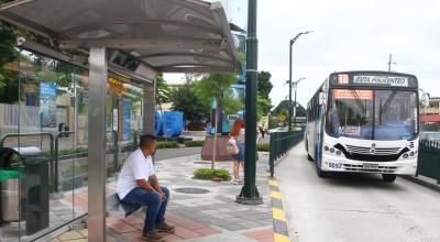 El servicio de transporte público se suspendió en Guayaquil la tarde del 21 de mayo de 2021. 