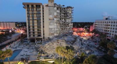 Un edificio colapsó en una zona de residencial de Miami, el 24 de junio de 2021.