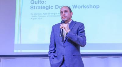 El ministro de Producción, Julio José Prado, en un evento en Quito, el 2 de agosto de 2021. 