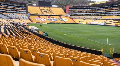 Vista desde el palco bajo del estadio Banco Pichincha.