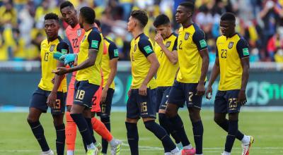 Jugadores de Ecuador durante el partido ante la selección de Venezuela, el jueves 11 de noviembre de 2021, por las Eliminatorias al Mundial de Catar, en el estadio Rodrigo Paz Delgado.