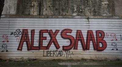 Fotografía de un grafiti que pide la libertad de Álex Saab, el 10 de noviembre de 2021 en Caracas (Venezuela).