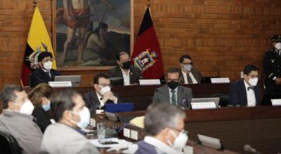 El alcalde de Quito, Santiago Guarderas, durante una sesión del Concejo Metropolitano, el 7 de diciembre de 2021.