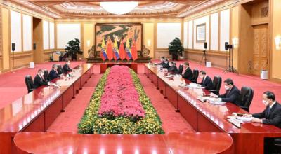 Reunión entre el presidente Guillermo Lasso y su hómologo de China, Xi Jinping, el 5 de febrero de 2022.