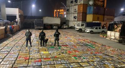Policía incautó siete toneladas de droga en el puerto Contecon de Guayuaquil, 14 de febrero de 2022.