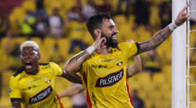 El delantero de Barcelona, Gonzalo Mastriani, celebra el único gol convertido en el partido frente a Técnico Universitario por la Fecha 2 de la LigaPro, el 26 de febrero de 2022.