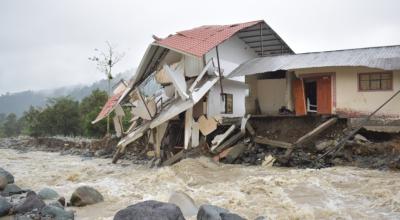 Imagen tomada en febrero de 2022 de una de las viviendas destruidas por el invierno en el recinto El Palmar, provincia de Cotopaxi.