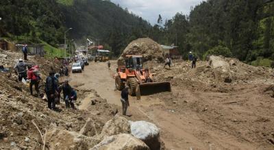 El miércoles 30 de marzo, las instituciones de Cuenca habilitaron un corredor humanitario para el traslado de víveres en el sector de Sayausí, en Cuenca.