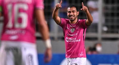 Junior Sornoza, de Independiente del Valle, celebra un gol ante América Mineiro, en Brasil, el 6 de abril de 2022.