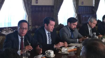 El consejero presidencial, Diego Ordónez; el ministro de Gobierno, Francisco Jiménez; el secretario de comunicación, Eduardo Bonilla, y el ministro del Interior, Patricio Carrillo. Quito. 14 de abril de 2022