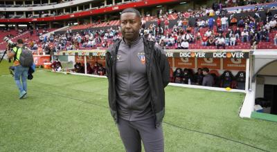 Édison Méndez, antes de dirigir a Liga ante Mushuc Runa, en el Estadio Rodrigo Paz Delgado, el 24 de abril de 2022.