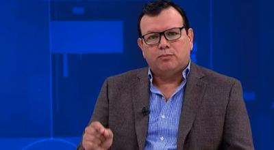 El ministro de Agricultura, Bernardo Manzano, durante su entrevista en Teleamazonas, el 9 de mayo de 2022.