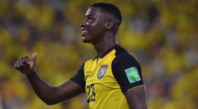 El volante Moisés Caicedo, durante el partido entre Ecuador y Argentina, en el Estadio Banco Pichincha, el 29 de marzo de 2022.