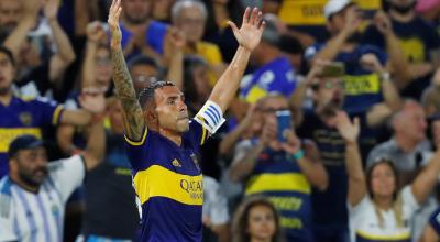 Carlos Tevez celebra un gol con Boca Juniors por el torneo local, el 7 de marzo de 2020, en Buenos Aires.