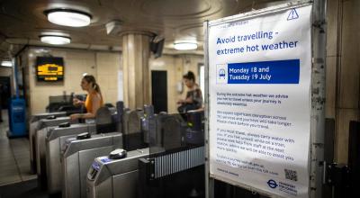 Aviso del Metro de Londres sobre las temperaturas extremas para la siguiente semana, el 17 de julio de 2022. 