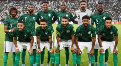 La selección de Arabia Saudita, antes de su partido ante Australia, el 29 de marzo de 2022.