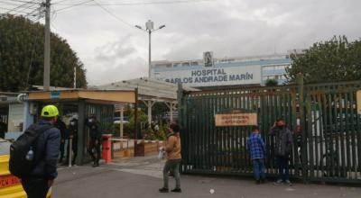 Ingreso principal al Hospital Carlos Andrade Marín de Quito, el 27 de julio de 2022.