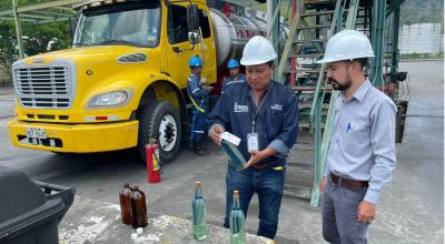 La Agencia de Regulación y Control de la Energía (ARC) tomó de muestras de la Eco Plus para el control de calidad al  primer tanquero con destino a San Lorenzo, en Esmeraldas, el 23 de agosto de 2022.