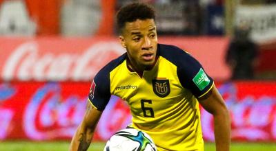 Byron Castillo, durante un partido con la selección ecuatoriana de fútbol.