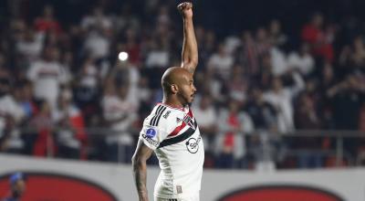 Patrick Bezerra de Sao Paulo celebra un gol anotado en la semifinal de vuelta de la Copa Sudamericana ante Atlético Goianiense, el 8 de septiembre.