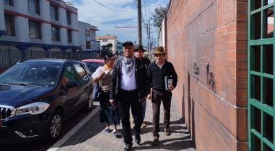 Gary Espinoza, líder de la Fenocin, llega a la Conferencia Episcopal. 