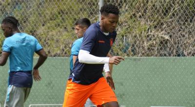 Michael Estrada, entrenando con la Selección en el microciclo, el 25 de octubre de 2022.