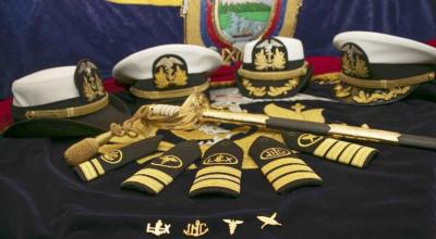 Imagen referencial de la web de la Armada del Ecuador para graficar a los oficiales de la institución.