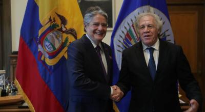 El presidente Guillermo Lasso 
y el secretario general de la OEA, Luis Almagro. EE. UU., 19 de diciembre de 2022