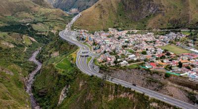 Imagen aérea de la autopista Rumichaca-Pasto, en diciembre de 2022.