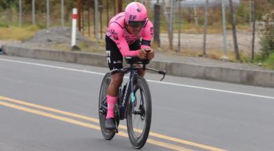 Jonathan Caicedo, durante su participación en la contrarreloj individual del Nacional de ciclismo, el 11 de febrero de 2023.