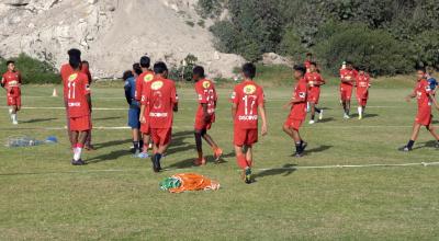 Entrenamiento de las categorías formativas de Liga de Quito, en marzo de 2023. 