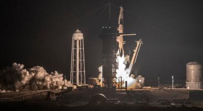 Momentos en que despega la nave Falcon 9, de la misión Crew-6, de la NASA, el 2 de marzo de 2023. 