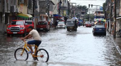 Inundación en el sector de El Recreo, en Durán, el 21 de febrero de 2023. 