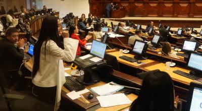 El Pleno de la Asamblea aprobó el informe que recomienda un juicio político contra el presidente Lasso, el 4 de marzo de 2023. 