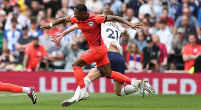 Pervis Estupiñán, durante el partido del Brighton ante el Tottenham, el 8 de abril de 2023.