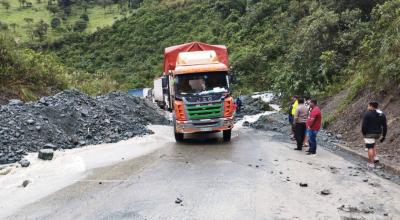 Imagen referencial de la vía Balbanera-Pallatanga-Cumandá, el 13 de marzo de 2023.