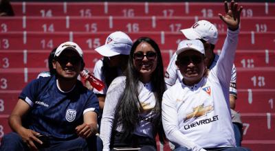 Los hinchas de Liga en el Estadio Rodrigo Paz durante la presentación del equipo principal, el 29 de enero de 2023.