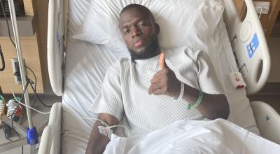 Enner Valencia, se recupera de un golpe en la cabeza en un hospital de Turquía, el 29 de abril de 2023.