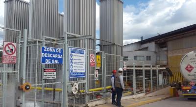 Zona de descarga del gas natural licuado en Graiman, Cuenca. 