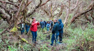 Autoridades de Ambiente en la nueva reserva Ponce Paluguillo, el 15 de mayo de 2023.