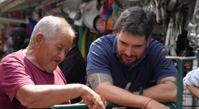 El candidato presidencial, Jan Topic. durante un recorrido en Santo Domingo. 12 de junio de 2023