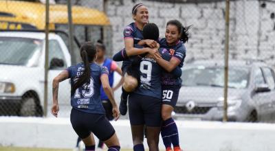 Las jugadoras de Deportivo Ibarra festejan un gol ante Ñañas por la Superliga femenina 2023.