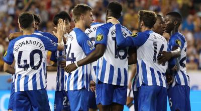 Los jugadores del Brighton festejan un gol en un amistoso en Estados Unidos, el 28 de julio de 2023.