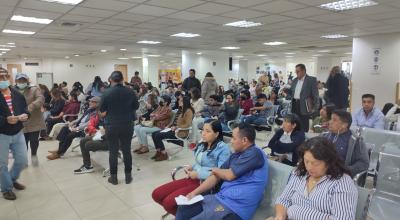 Usuarios del Registro Civil en la agencia del norte de Quito, el 19 de julio de 2023.