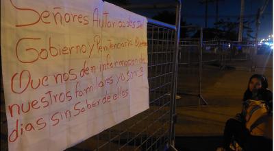 Familiares en exteriores Penitenciaria Guayaquil el 24.7.2023