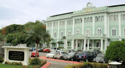 Hospital Luis Vernaza, uno de los centros de salud con los que cuenta la Junta de Beneficencia en Guayaquil.   