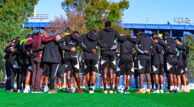 La plantilla de Emelec se prepara para el duelo ante Defensa y Justicia, el 8 de agosto de 2023.