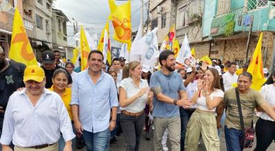 Imagen referencial de los candidatos del PSC durante la campaña de la primera vuelta, el 14 de agosto de 2023.