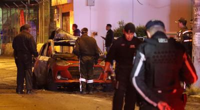 Un atentado con coche bomba se registró en el sector de La Mariscal, en Quito, este 30 de agosto de 2023.